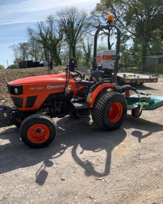 Instagram post from majorrowenltd. This post is in position 5.